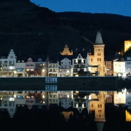Moselfrische Casa de Férias Zell an der Mosel